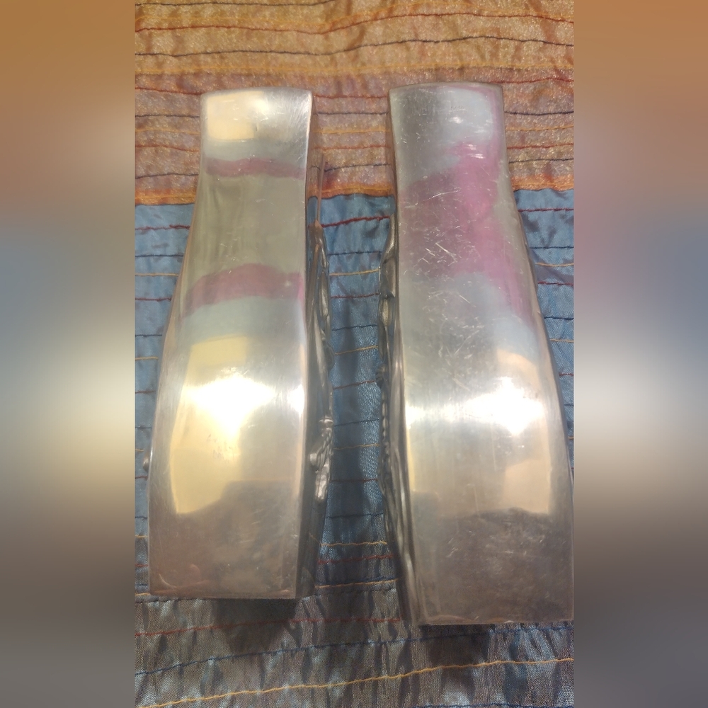 Lenox Metal Butterfly Garden Salt And Pepper Set ( PRE-OWNED ) - Picture 3 of 8